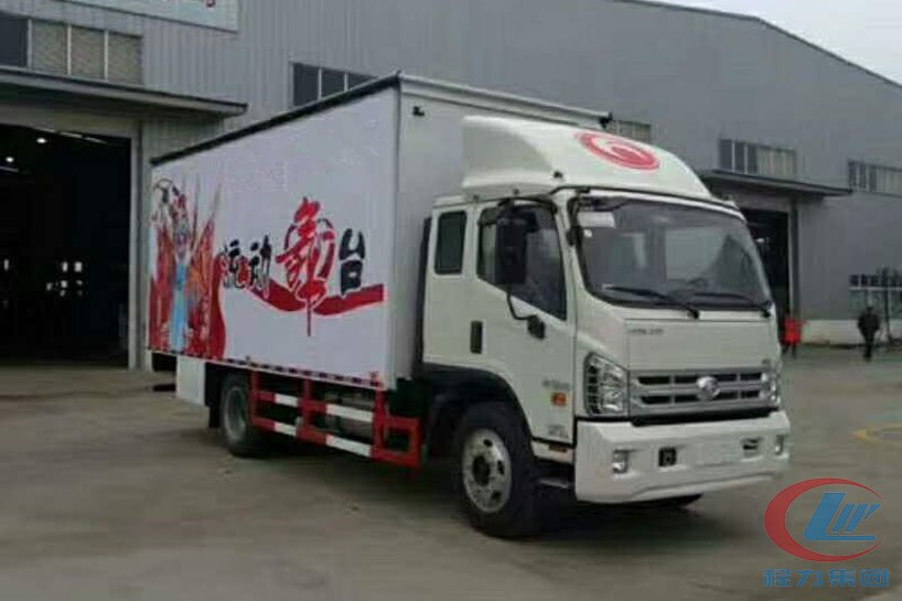 程力福田6米廂長(zhǎng)舞臺(tái)車(chē)側(cè)面圖