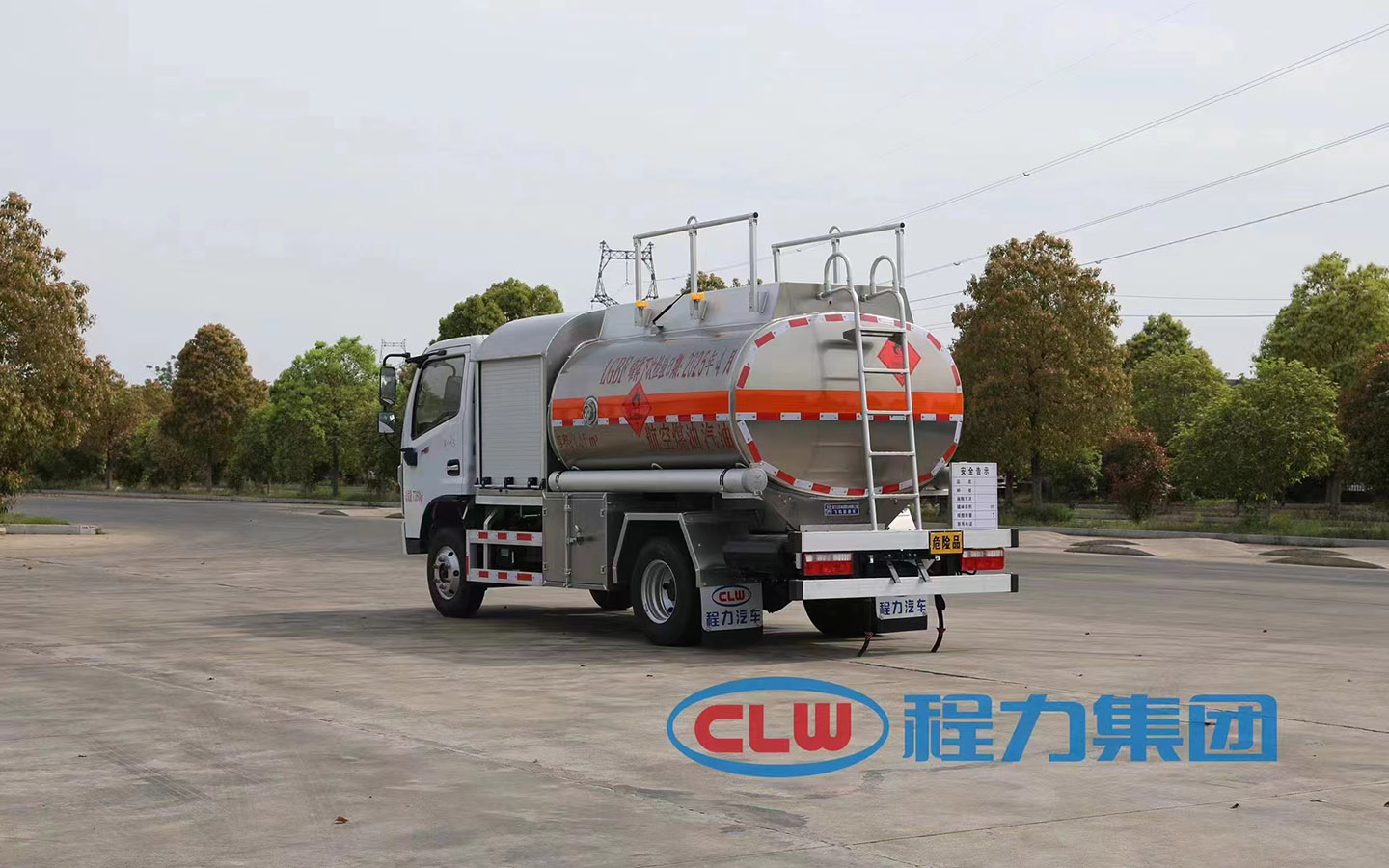 東風(fēng)4立方小型飛機加油車